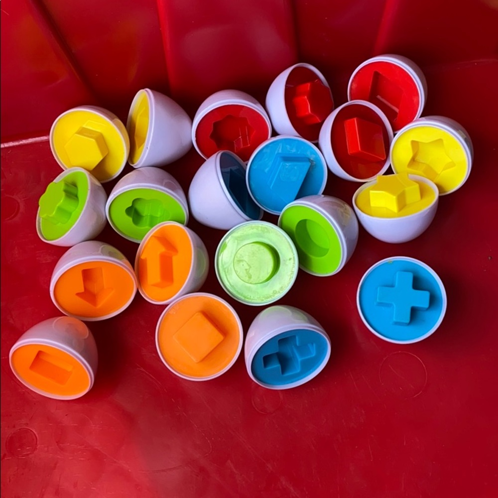 Color/Shape Matching Eggs